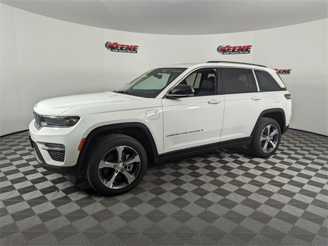 2024 Jeep Cherokee 4xe Sport photo 2