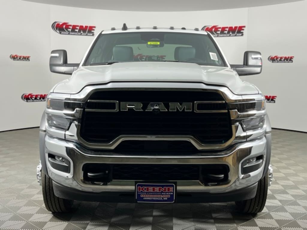 New 2026 Ram 5500 Chassis Cab 5500 TRADESMAN CHASSIS CREW CAB 4X4 84' CA Pickup