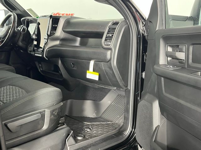 2025 RAM 2500 Tradesman - Photo 29