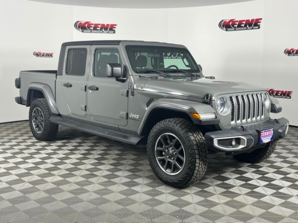 Used 2020 Jeep Gladiator Overland Truck