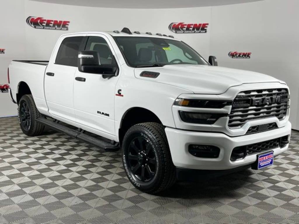New 2026 Ram 2500 BIG HORN CREW CAB 4X4 6'4 BOX Pickup
