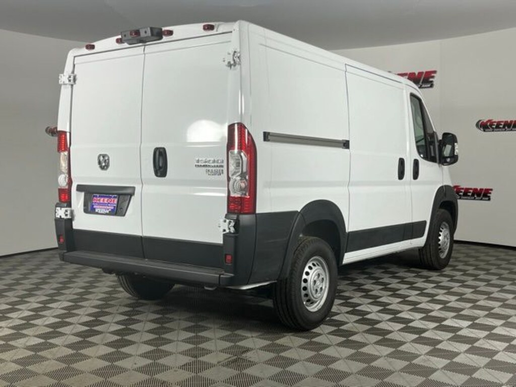 New 2026 Ram ProMaster PROMASTER 1500 TRADESMAN CARGO VAN LOW ROOF 118' W Cargo Van