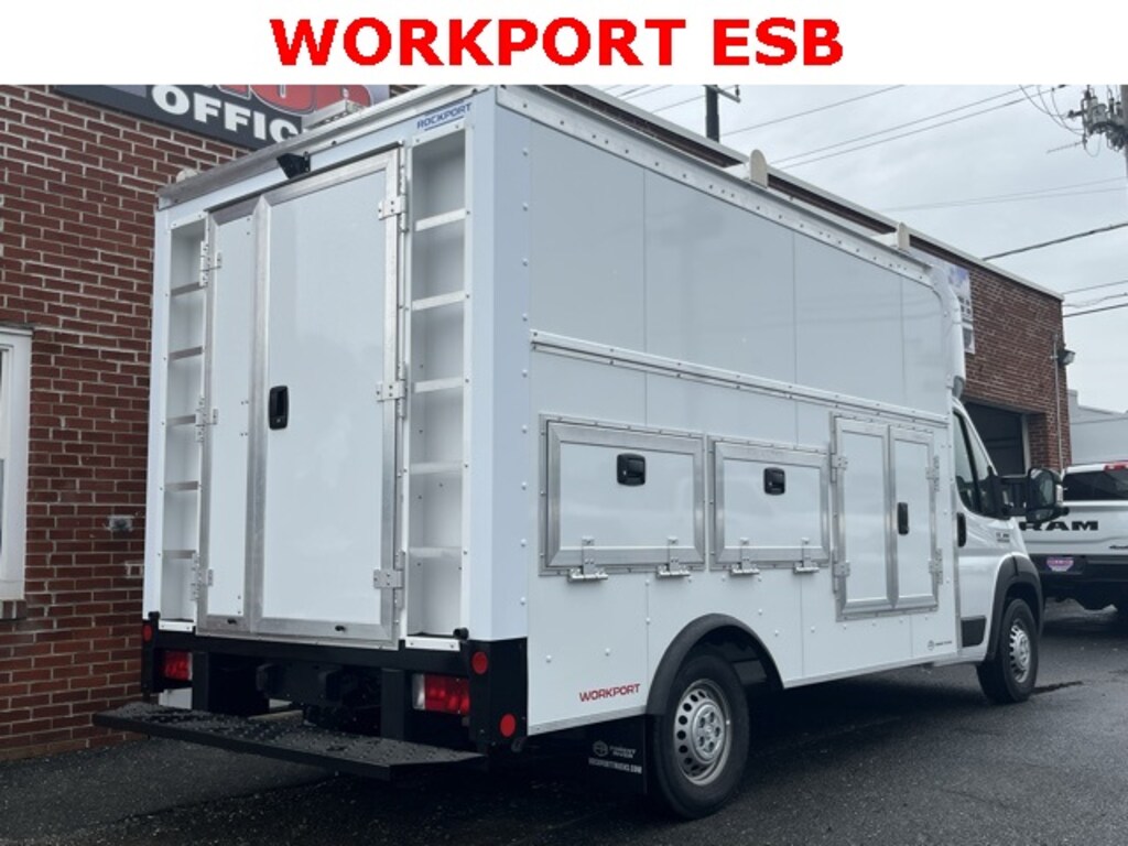 New 2025 Ram ProMaster PROMASTER 3500 TRADESMAN CUTAWAY 159' WB / 104' CA Cab/Chassis