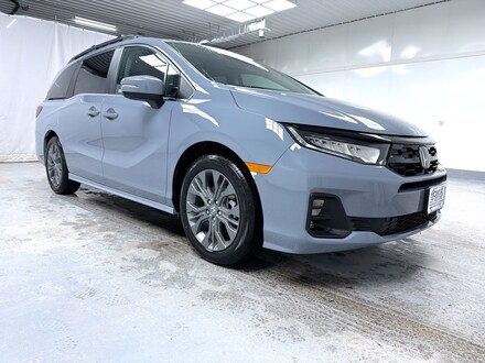 2026 Honda Odyssey Touring Minivan/Van