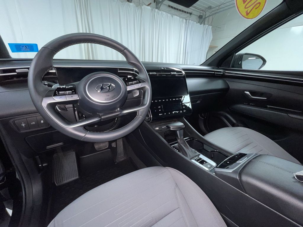 2023 Hyundai Santa Cruz SEL Premium photo 3