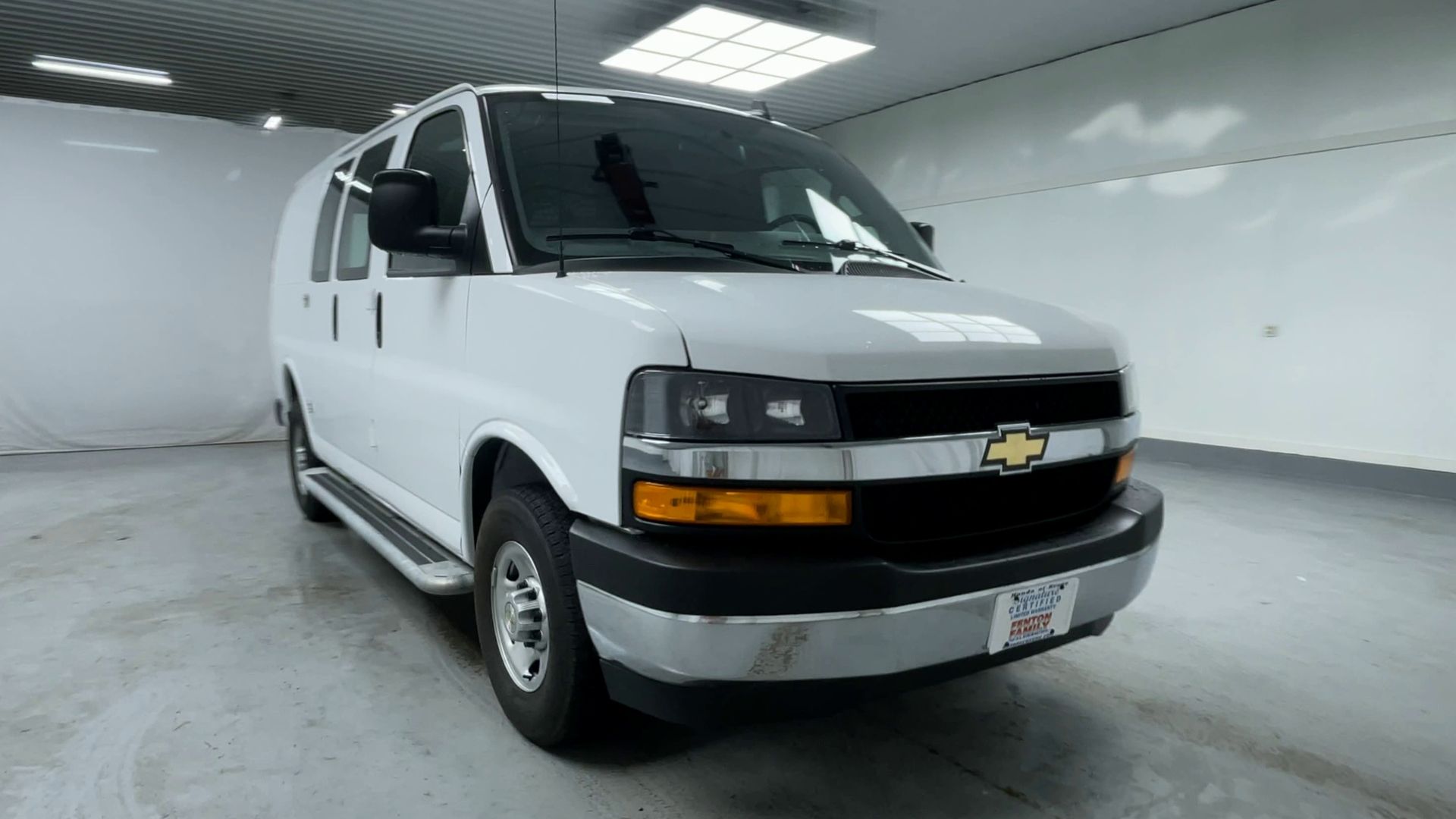 2024 Chevrolet Express 2500 Work Van photo 3