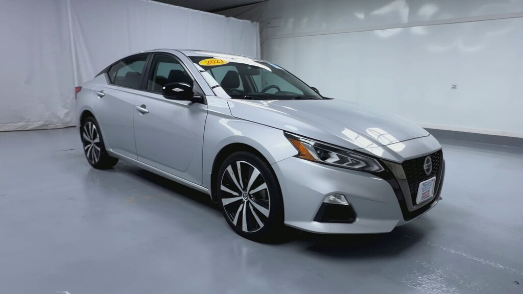 Used 2021 Nissan Altima 2.5 SR Sedan