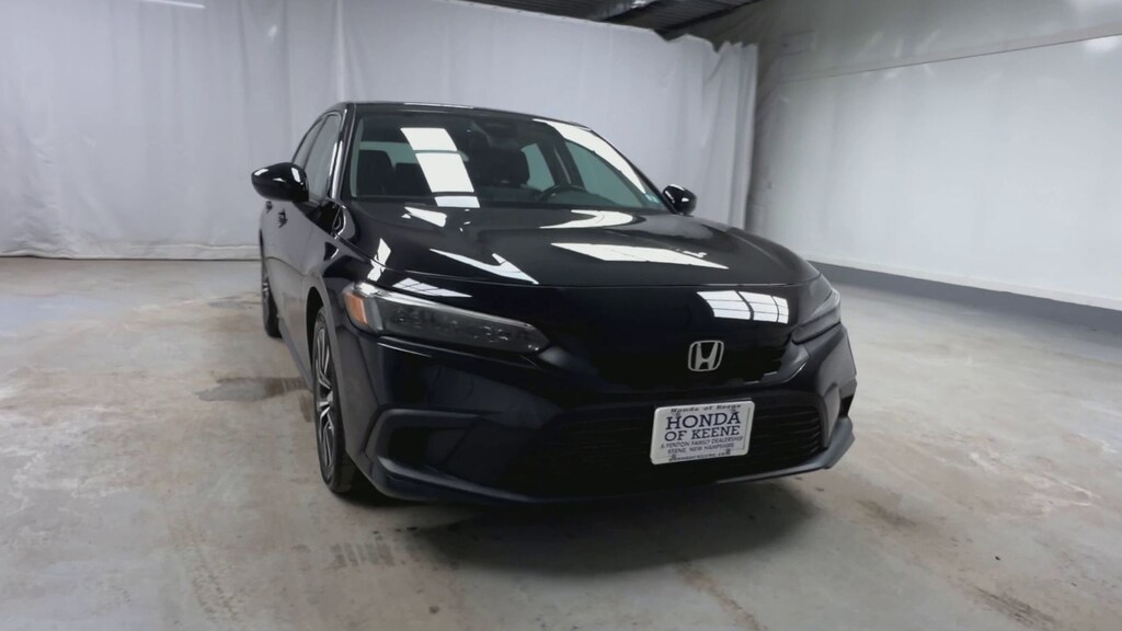 Used 2022 Honda Civic EX-L Hatchback