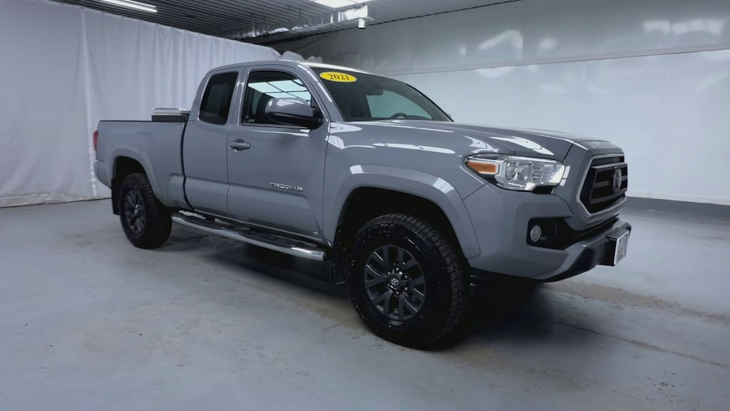 Used 2021 Toyota Tacoma SR5 Truck