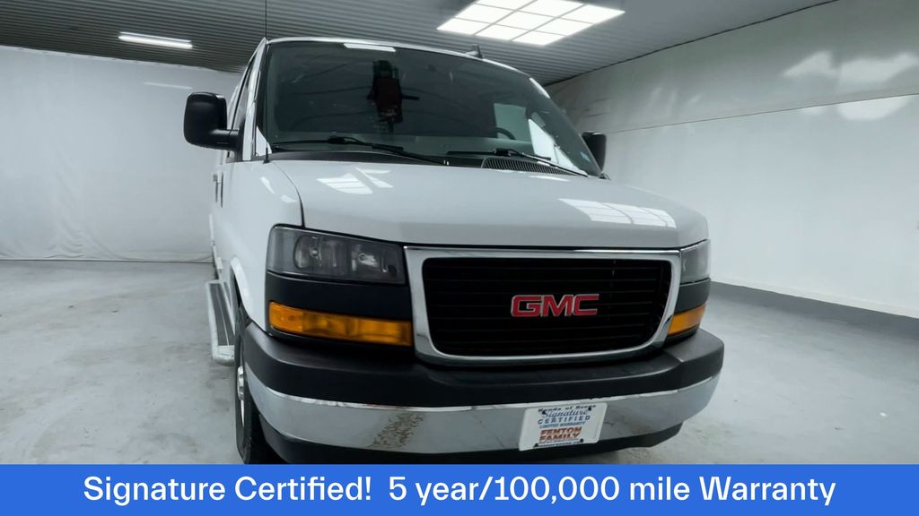 2024 Gmc Savana 2500 Cargo photo 2