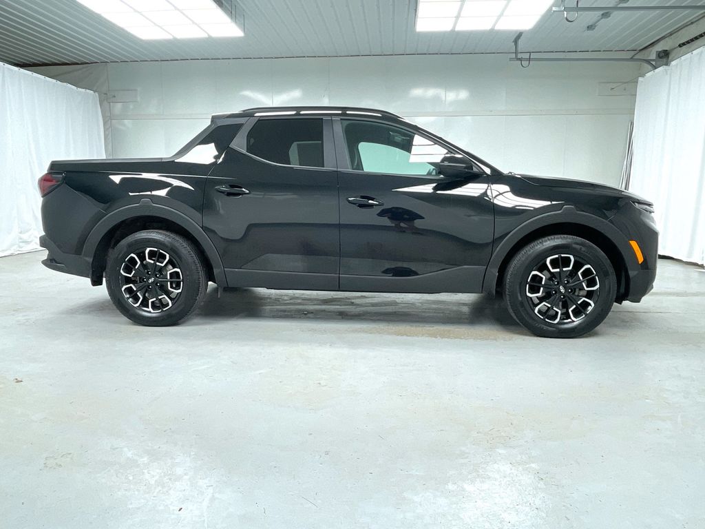 2023 Hyundai Santa Cruz SEL Premium photo 2