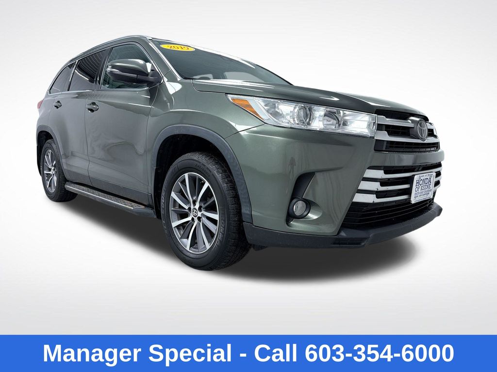 2019 Toyota Highlander XLE SUV