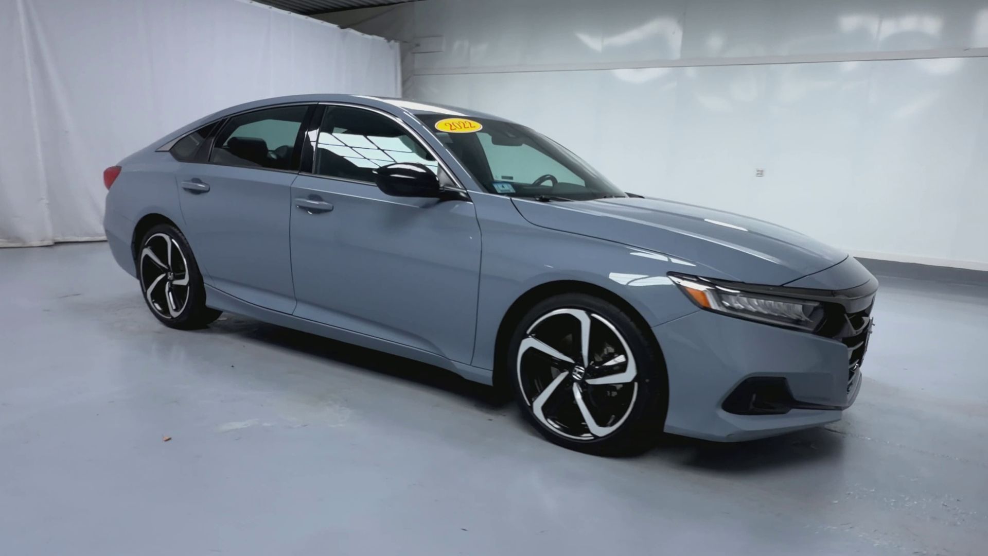 2022 Honda Accord Sport photo 2