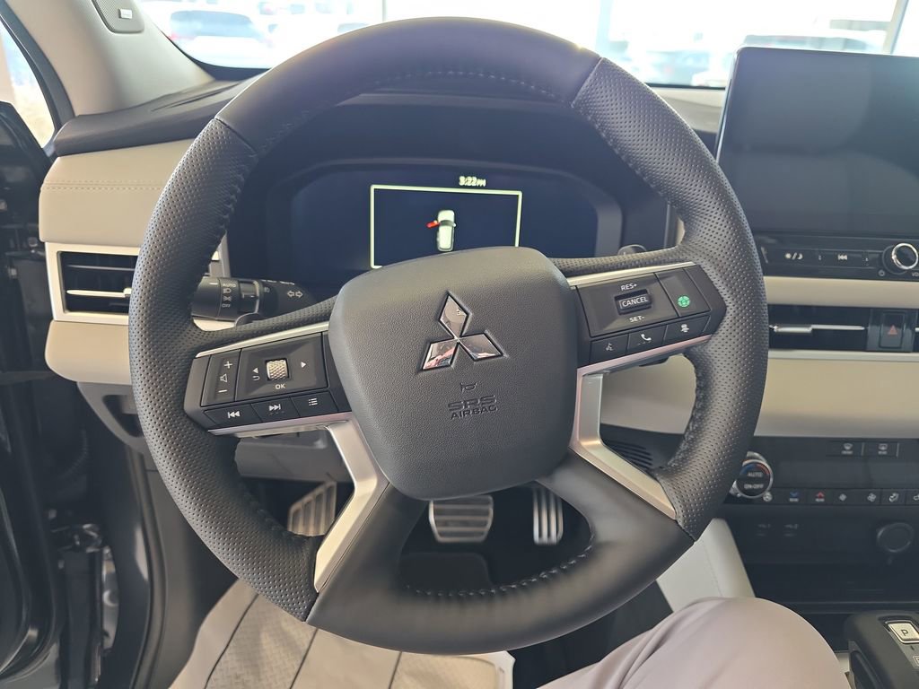 2026 Mitsubishi Outlander SEL - Photo 14