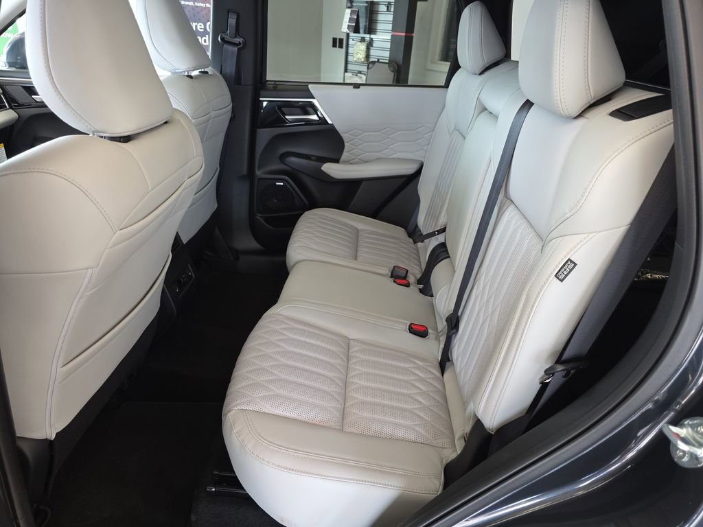 2026 Mitsubishi Outlander SEL - Photo 25