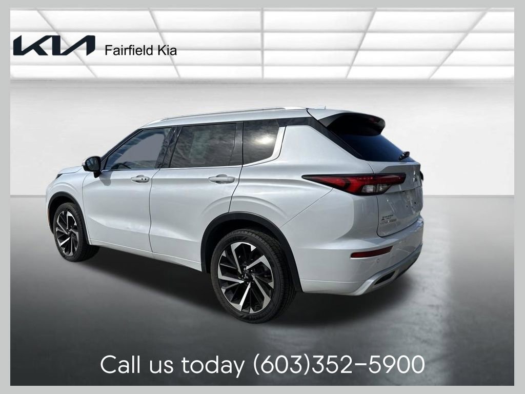 2023 Mitsubishi Outlander SEL