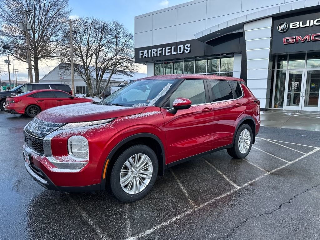 2023 Mitsubishi Outlander ES