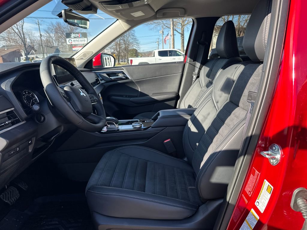 2026 Mitsubishi Outlander SE - Photo 9