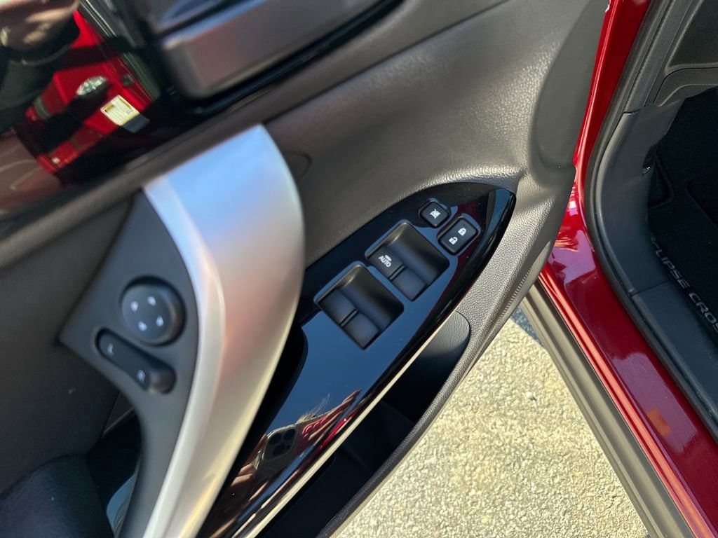 2026 Mitsubishi Eclipse Cross LE - Photo 11