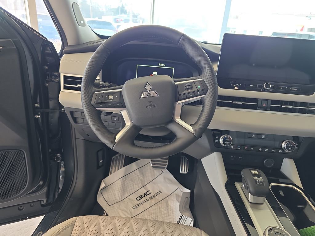2026 Mitsubishi Outlander SEL - Photo 13