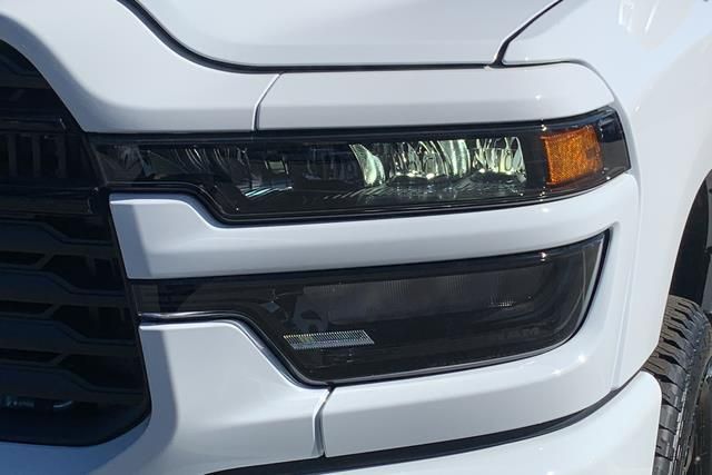 2026 RAM 2500 Big Horn - Photo 11