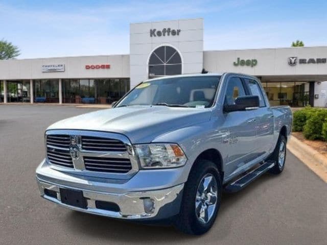 2017 RAM 1500 Big Horn 4x4 Crew Cab 5'7's photo