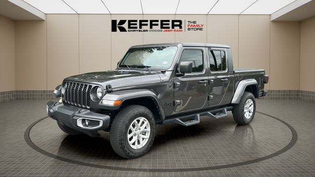2023 Jeep Gladiator Sport S's photo