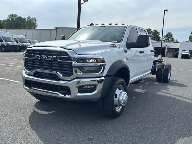 2026 RAM 5500 Big Horn 4X4 Crew Cab DRW 197" WB's photo