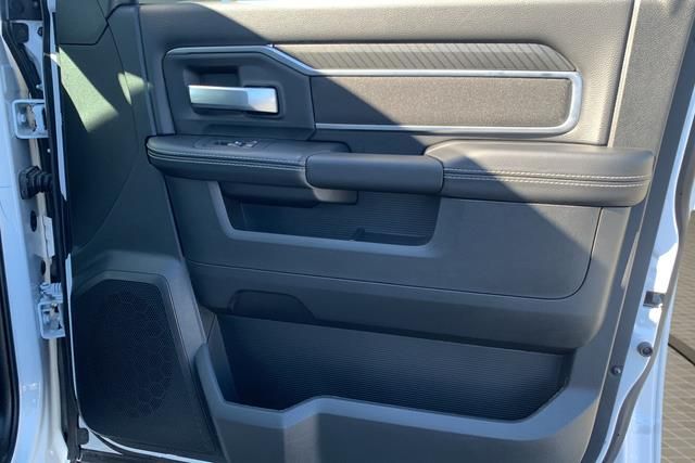 2026 RAM 2500 Big Horn - Photo 37