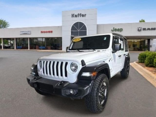 2020 Jeep Wrangler Sport's photo