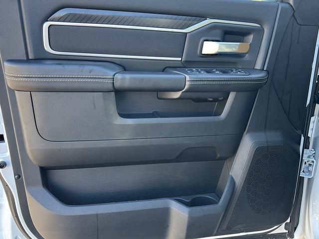 2026 RAM 2500 Big Horn - Photo 16