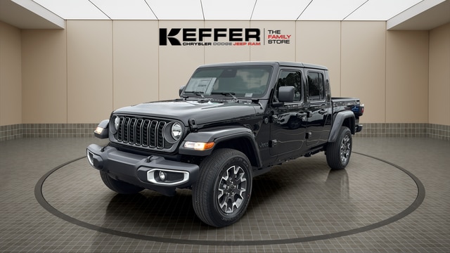 2026 Jeep Gladiator Sahara Auto's photo