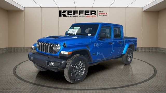 2026 Jeep Gladiator Sport S Auto's photo