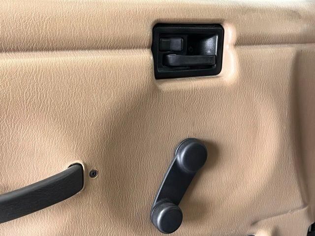 2002 Jeep Wrangler SPORT - Photo 21