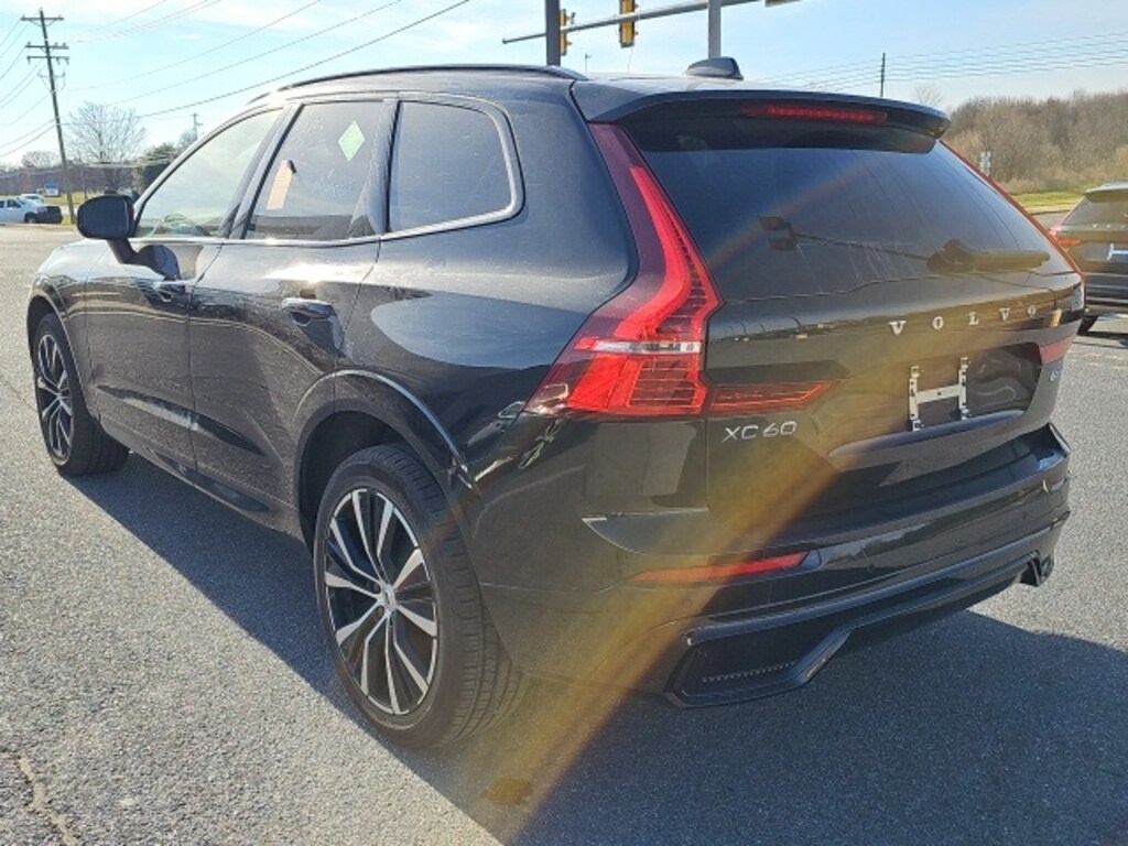 Used 2025 Volvo XC60 B5 Plus SUV