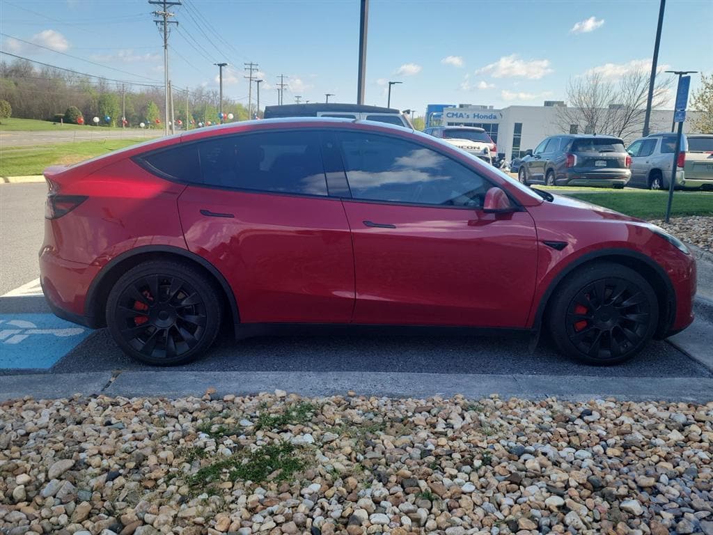 Used 2022 Tesla Model Y Long Range with VIN 7SAYGDEE9NF423441 for sale in Winchester, VA