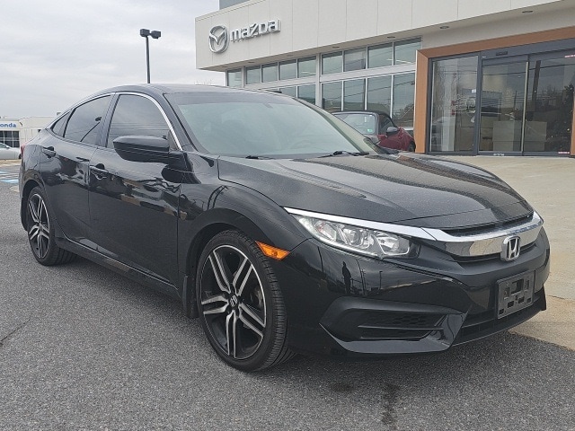 2016 Honda Civic LX's photo