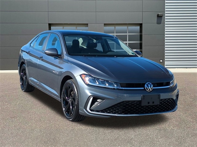 2026 Volkswagen Jetta SE's photo