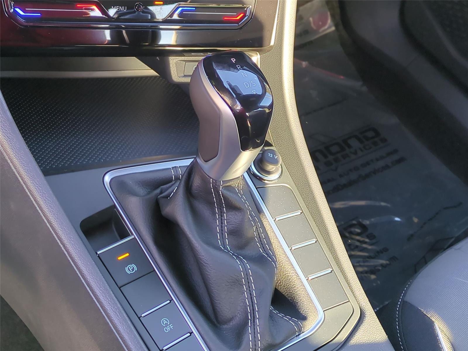 2026 Volkswagen Jetta Sport - Photo 11