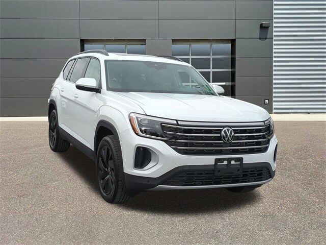 2026 Volkswagen Atlas SE w/Tech's photo