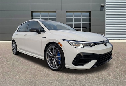 2024 Volkswagen Golf R 2.0T Hatchback