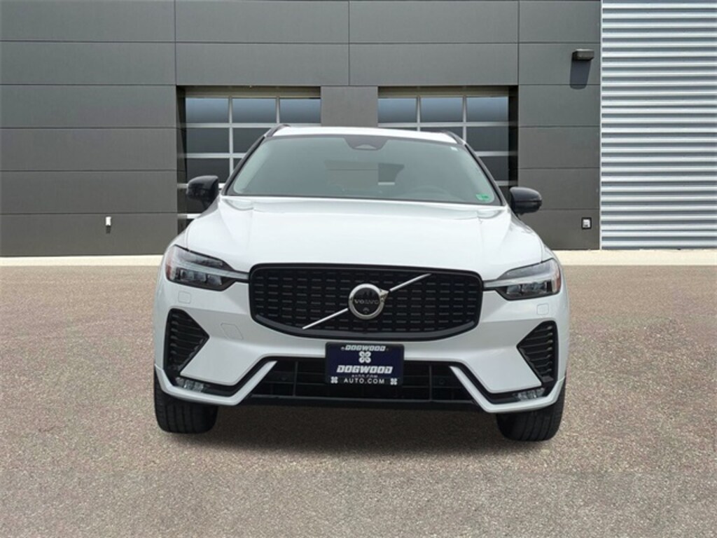 Used 2025 Volvo XC60 B5 Plus SUV