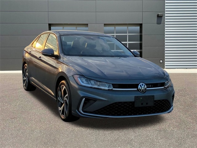 2026 Volkswagen Jetta SEL's photo