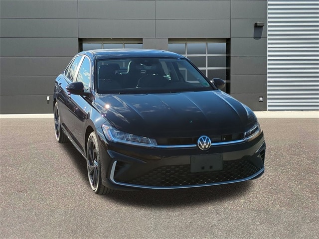 2026 Volkswagen Jetta SE's photo
