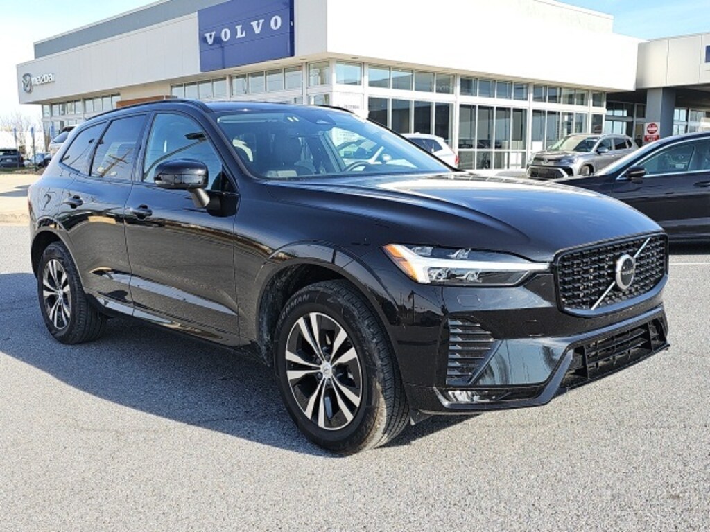 Used 2025 Volvo XC60 B5 Core SUV