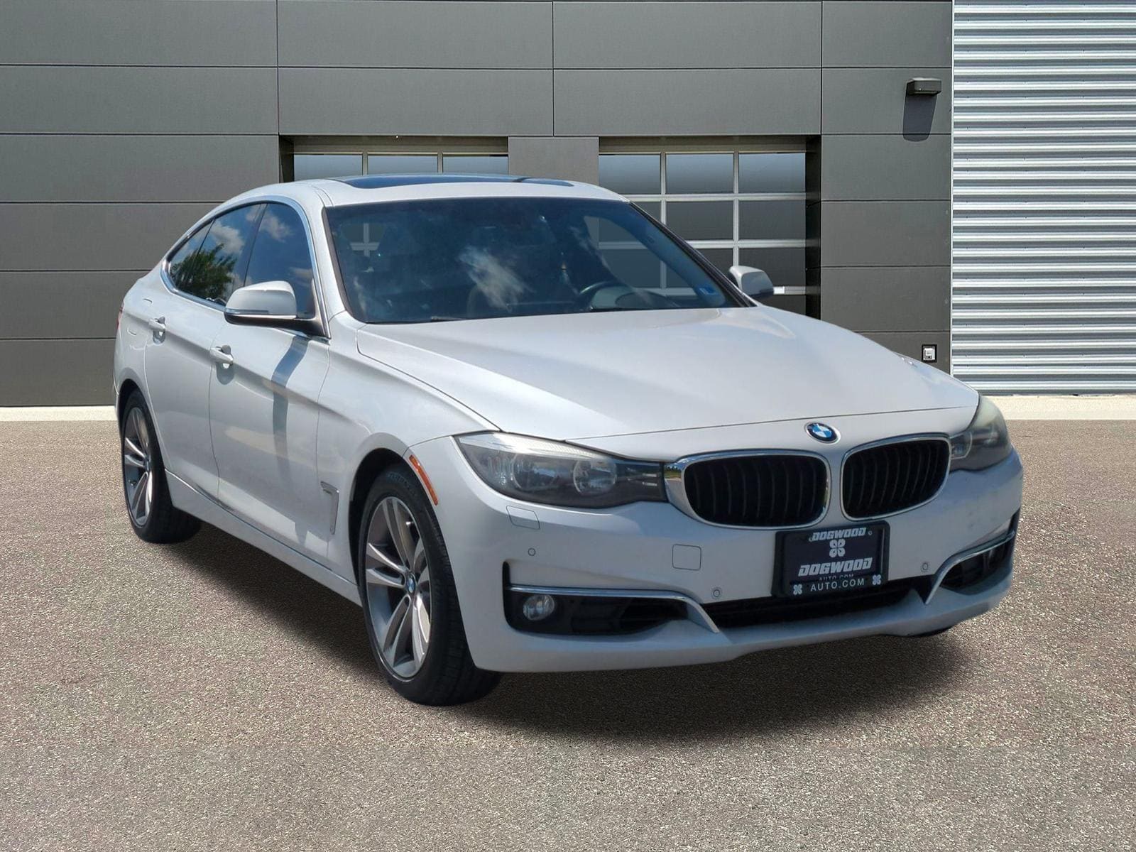 2016 BMW 3 Series 328i xDrive Gran Turismo SULEV's photo