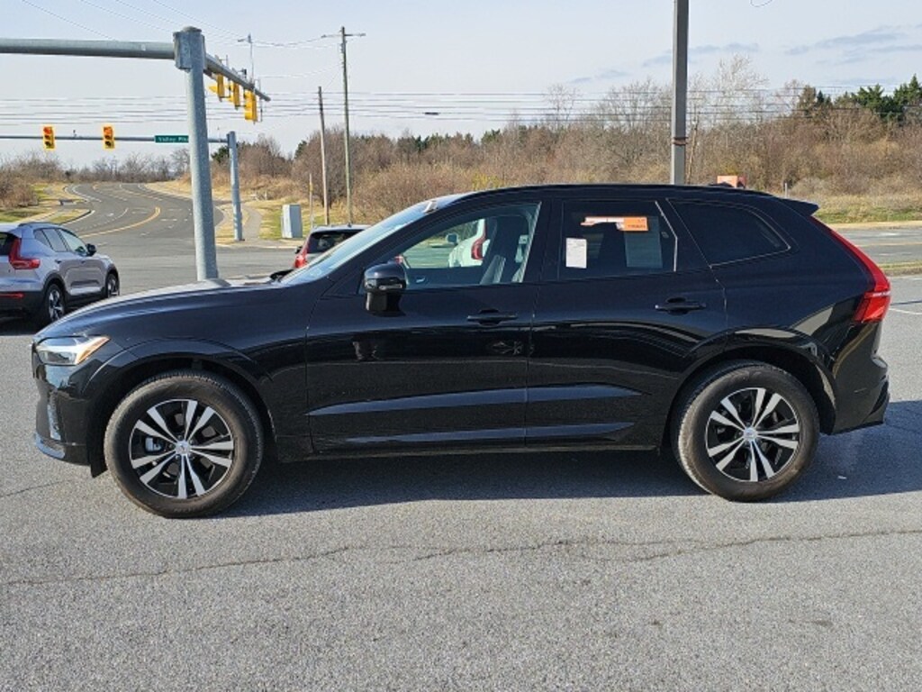 Used 2025 Volvo XC60 B5 Core SUV
