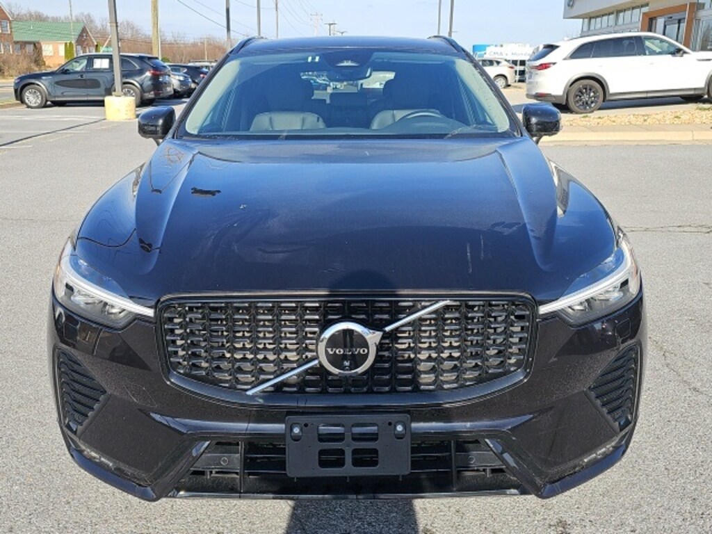Used 2025 Volvo XC60 B5 Plus SUV