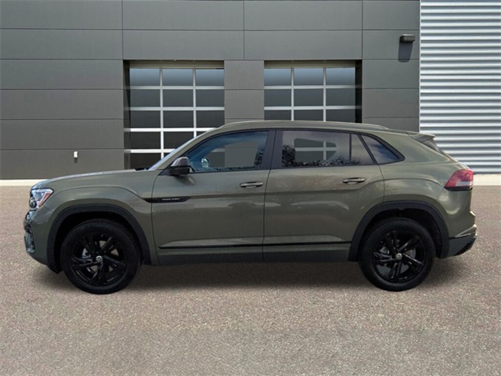 New 2026 Volkswagen Atlas Cross Sport 2.0T SEL R-Line Black SUV
