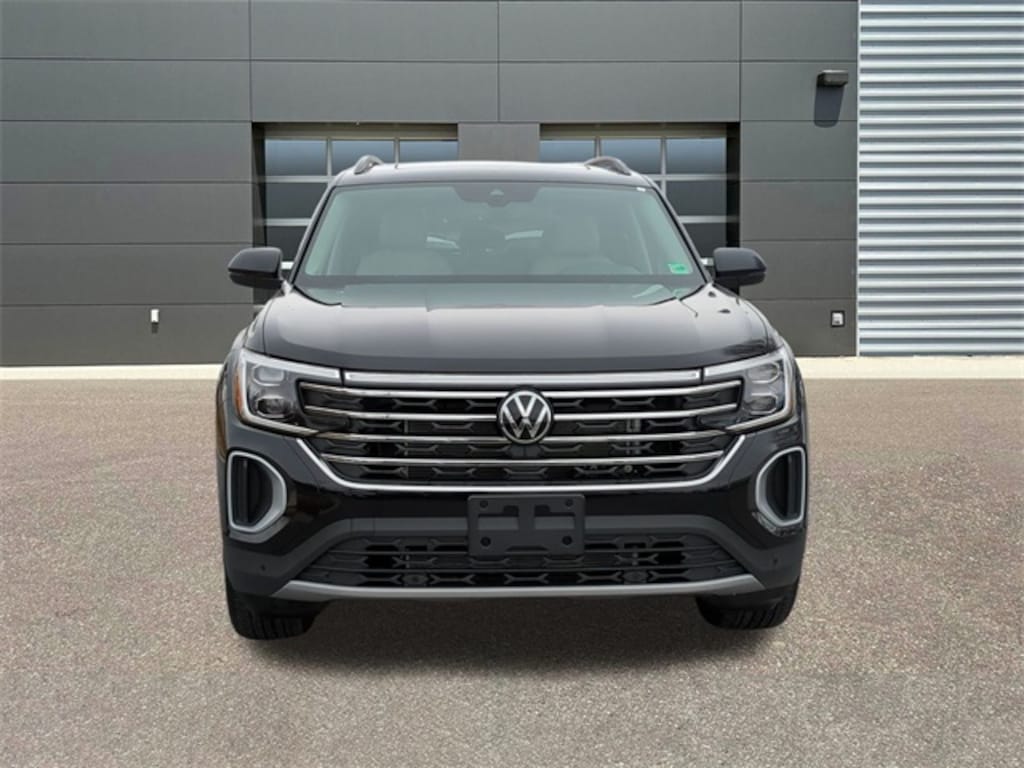 New 2026 Volkswagen Atlas 2.0T SEL Premium R-Line SUV